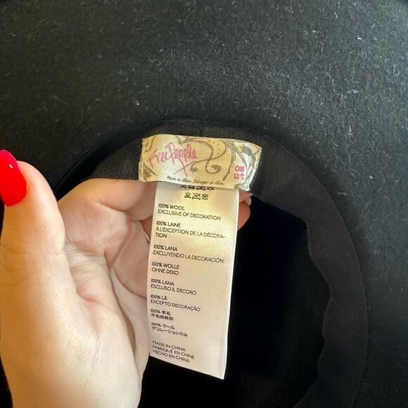 Free people Wide Brim Hat NEW condition - Picture 4 of 4